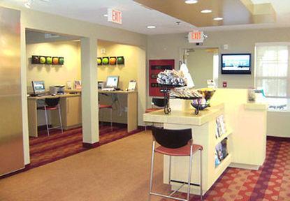 Hotel Dulles